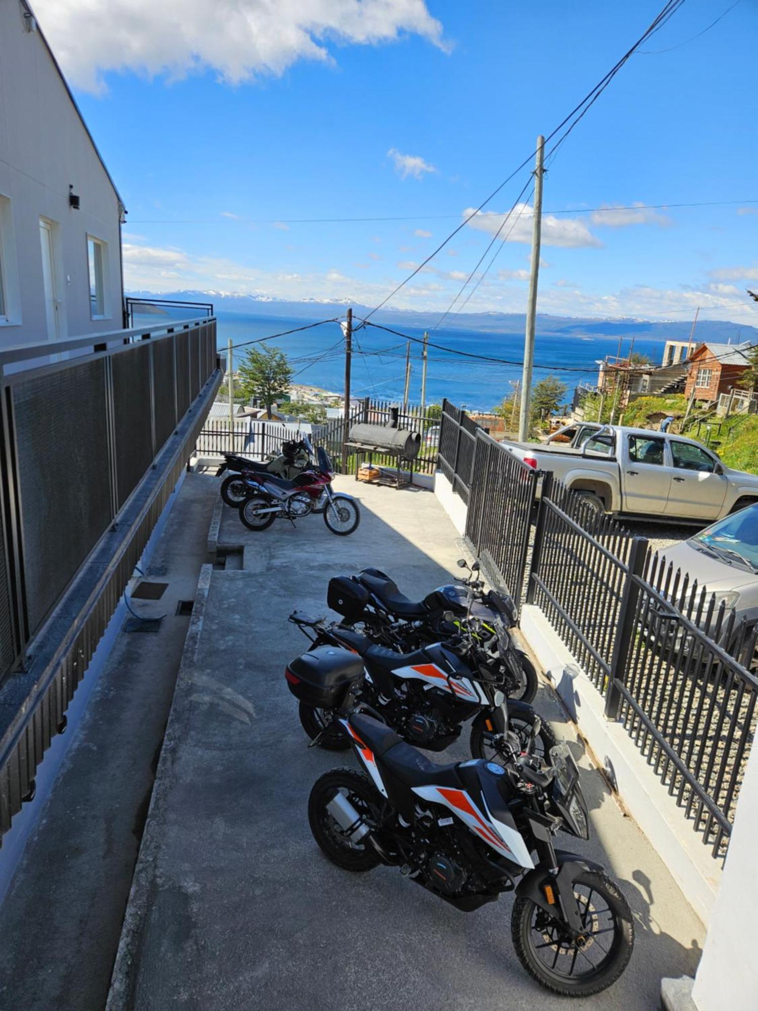 Dpto Amplio Con Vista A La Bahia Apartamento Ushuaia Exterior foto