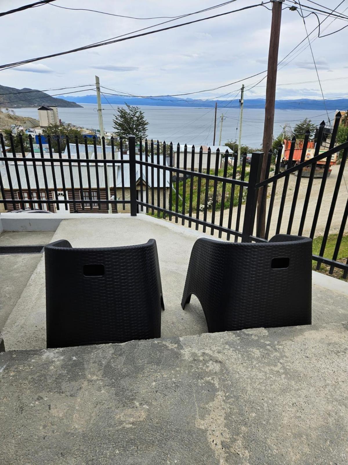 Dpto Amplio Con Vista A La Bahia Apartamento Ushuaia Exterior foto