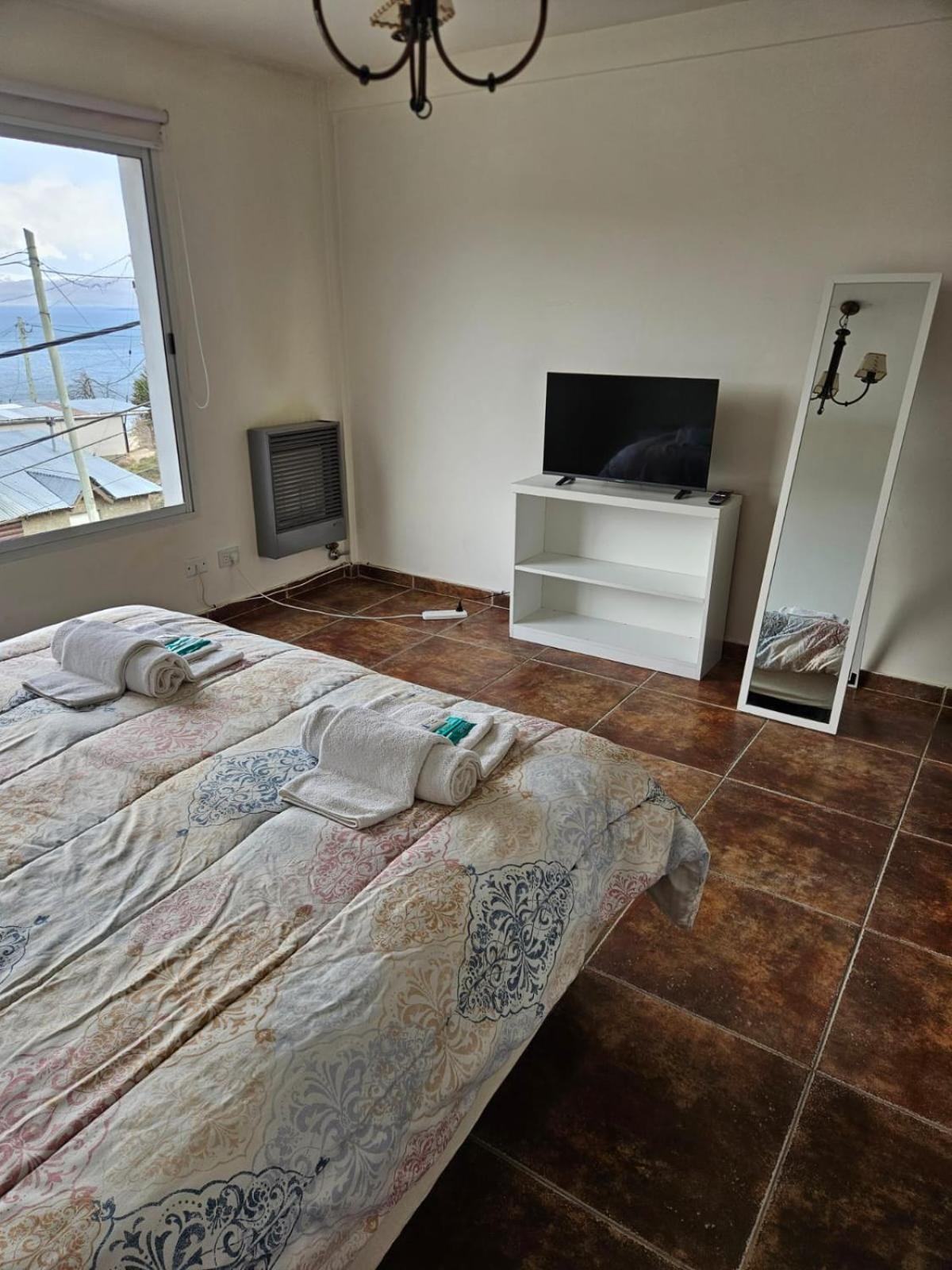 Dpto Amplio Con Vista A La Bahia Apartamento Ushuaia Exterior foto